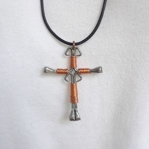 TONYS JEWELRY CO Ss Cross Silver Pendant